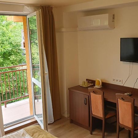 Hotel Felicia Kaluža Esterno foto
