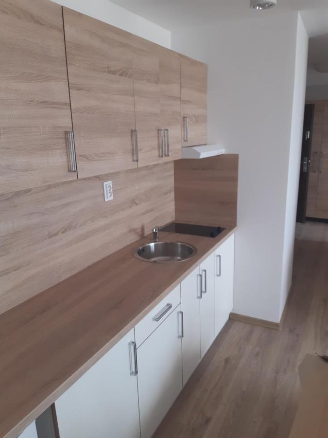 Hotel Felicia Kaluža Esterno foto