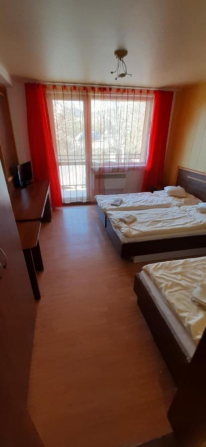 Hotel Felicia Kaluža Esterno foto