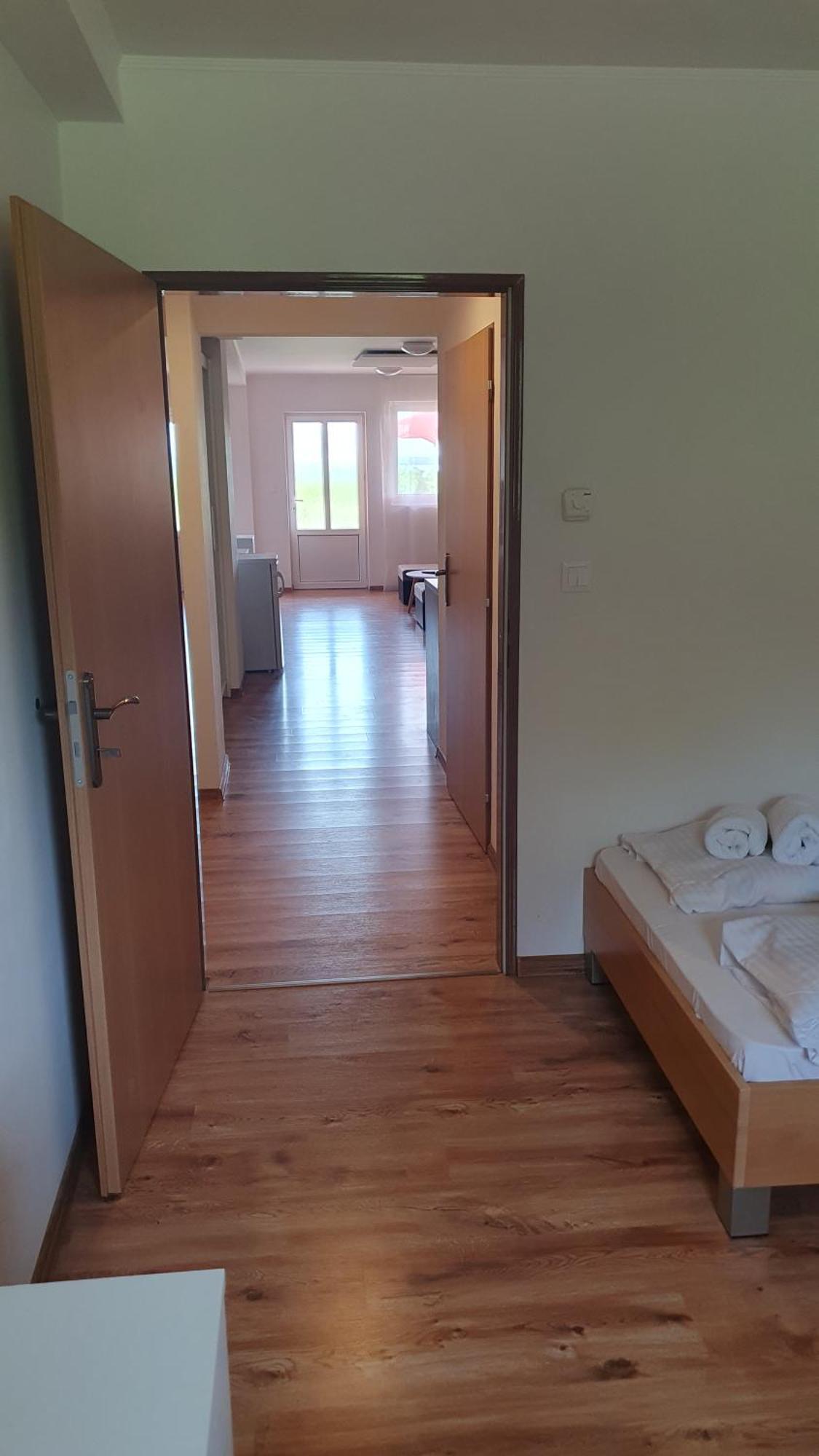 Hotel Felicia Kaluža Esterno foto